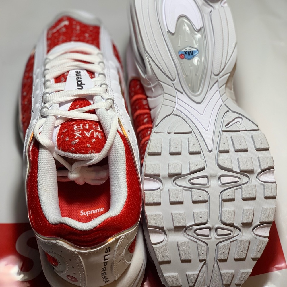 Supreme x Nike Air Max Tailwind IV - Picture 3 of 5